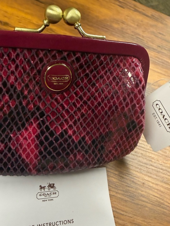 Coach Handbags - WOW POSHMARK - Authentic Coach Coin Purse Bag